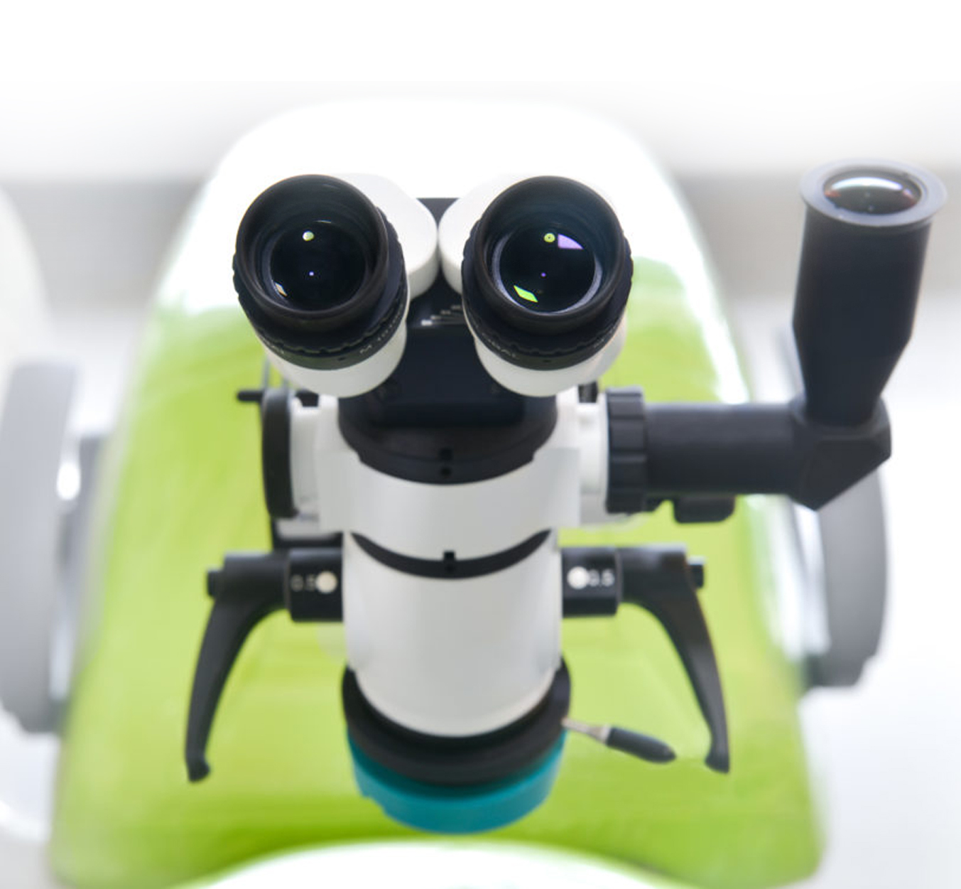 Microscope